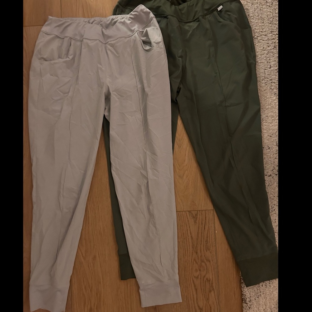 Puma Women’s Lightweight Joggers